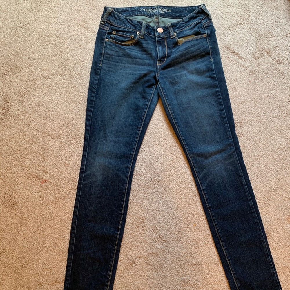 American Eagle Dark Wash Skinny Jeans - Picture 1 of 4